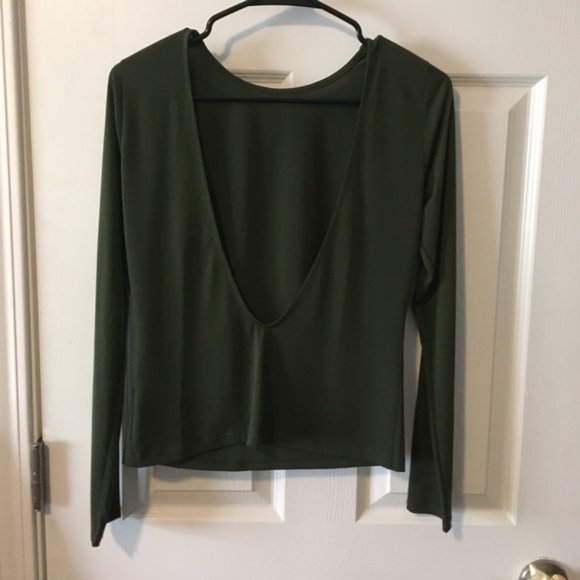 Tops - Army green open back long sleeve top size small